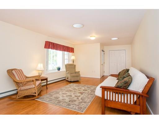 188 Westboro Road Upton, MA 01568 - Photo 23 of 37