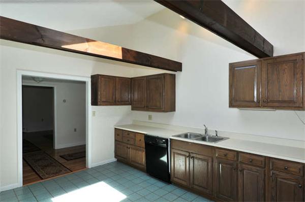 228 Ruggles Street Westborough, MA 01581 - Photo 7 of 16 Gallery Image 7
