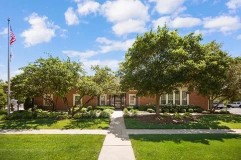 $359,900 | 30-w033 Princeton Court, Unit 30W033, Warrenville, IL 60555