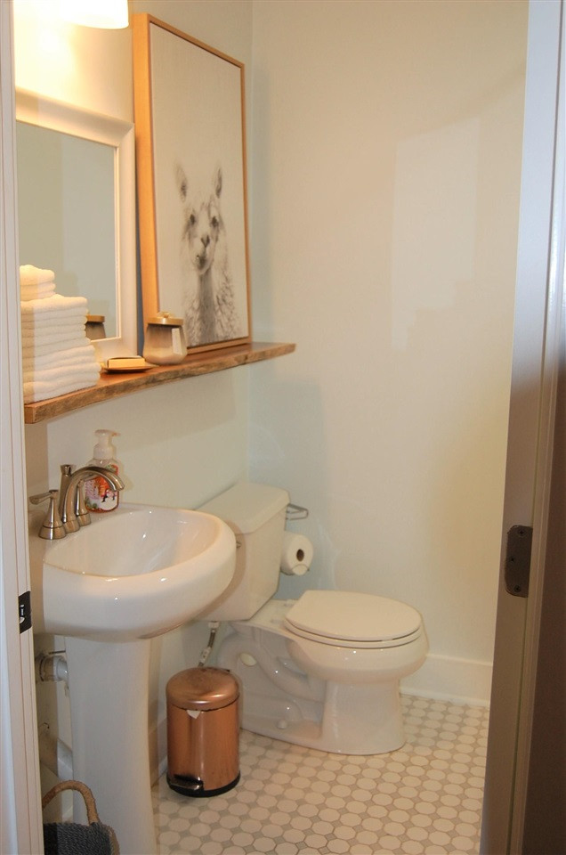 1005 East Jones Street Raleigh, NC 27601 - Photo 10 of 25 Guest Bath