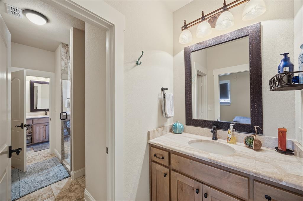 3105 Pastor Street Dallas, TX 75212 - Photo 23 of 28 Bathroom featuring vanity and baseboards