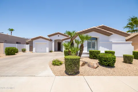 a front view of house with yard