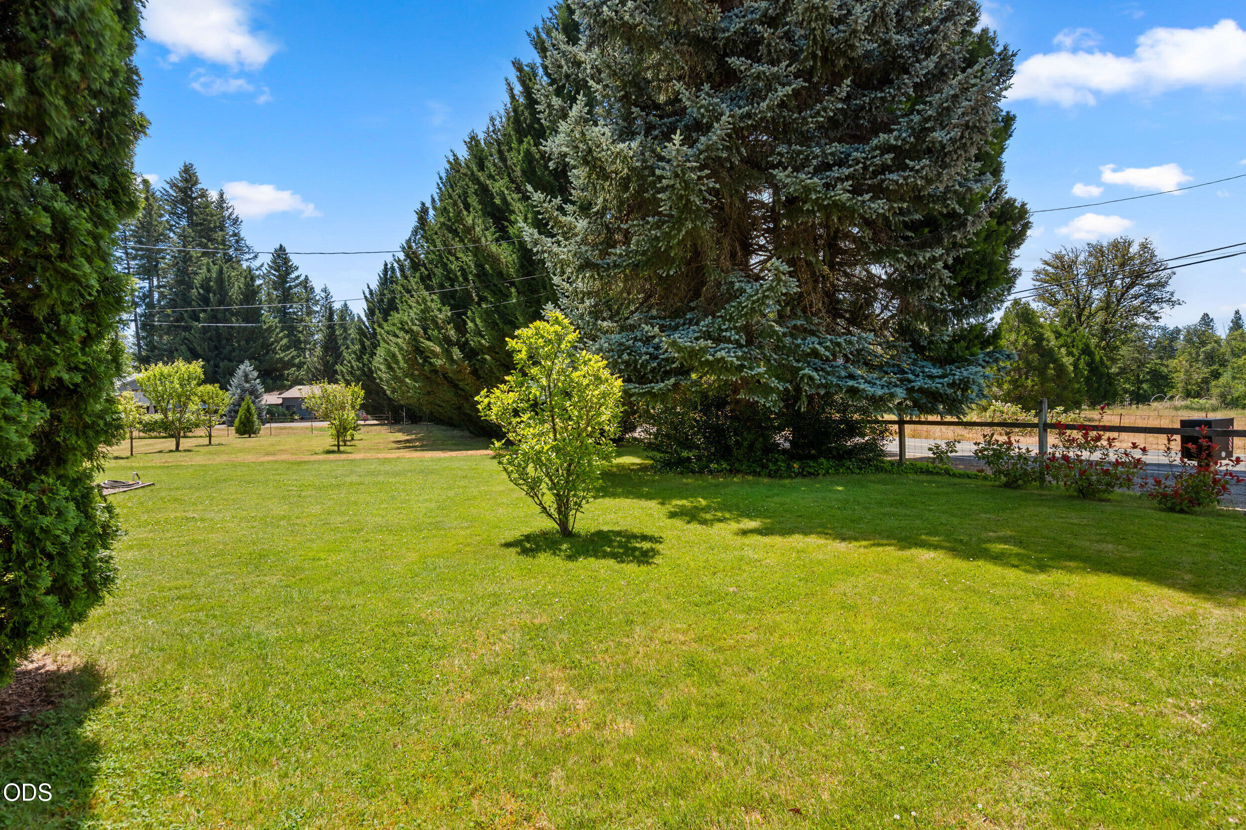 4551 Holland Loop Road Cave Junction, OR 97523 - Photo 21 of 41