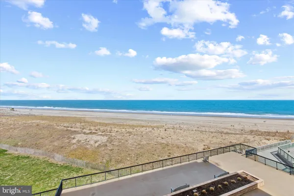 $659,000 | 402 Chesapeake House Road, Bethany Beach, DE 19930