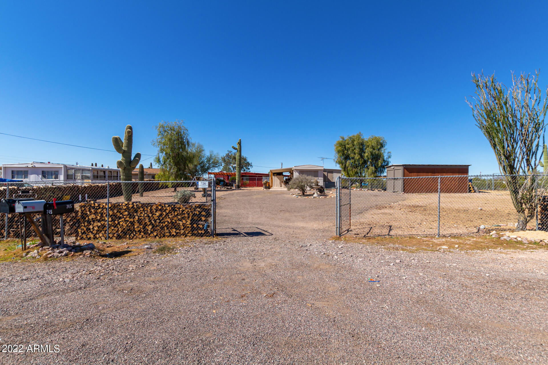 726 South Starr Road Apache Junction, AZ 85119 - Photo 1 of 29 01- Starr
