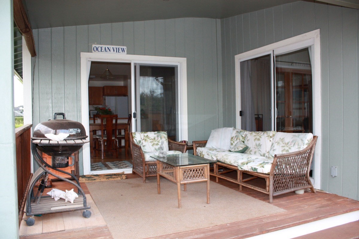 341 Eggerking Road, Unit 1 Kapaa, HI 96746 - Photo 4 of 10 a outdoor space with furniture