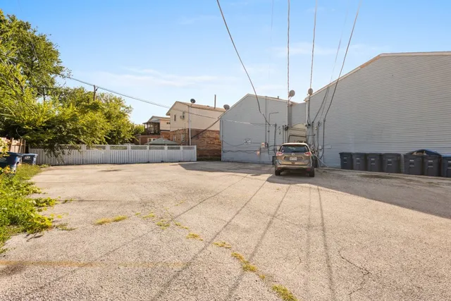 $200,000 | 2101 South 4th Avenue, Unit B, Maywood, IL 60153