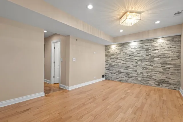 $200,000 | 2101 South 4th Avenue, Unit B, Maywood, IL 60153