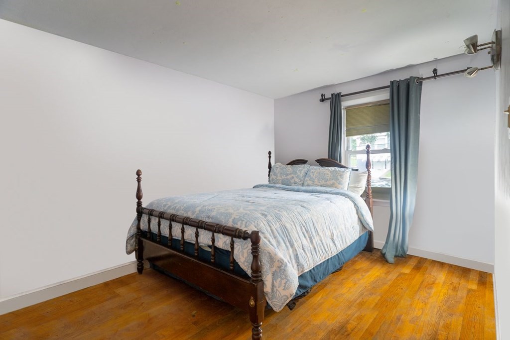 18 Glencliff Road Boston, MA 02131 - Photo 10 of 19 Gallery Image 10