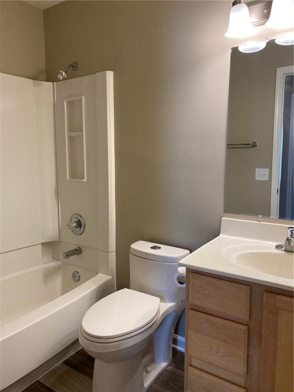 14923 Oak Road Carmel, IN 46033 - Photo 4 of 8