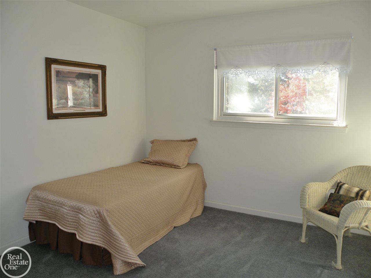 74 Longford Drive Rochester Hills, MI 48309 - Photo 20 of 33