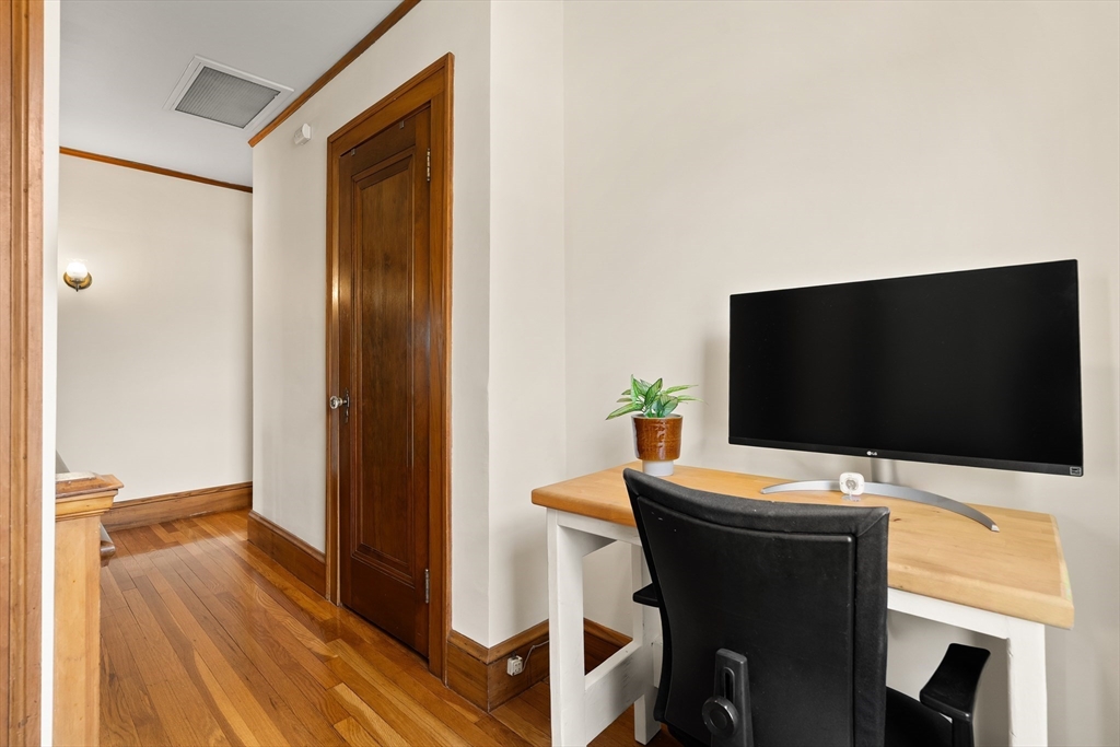 31 Whittier Road Medford, MA 02155 - Photo 31 of 41 Gallery Image 31
