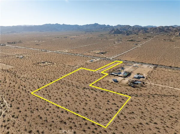$250,000 | 63862 Twentynine Palms Highway, Joshua Tree, CA 92252