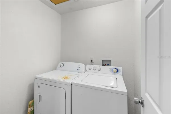 $1,700 | 220 Hickory Street, Brooksville, FL 34601