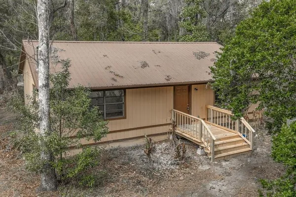 $1,700 | 220 Hickory Street, Brooksville, FL 34601
