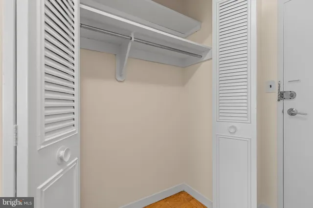 $228,000 | 2829 Connecticut Avenue Northwest, Unit 512, Washington, DC 20008