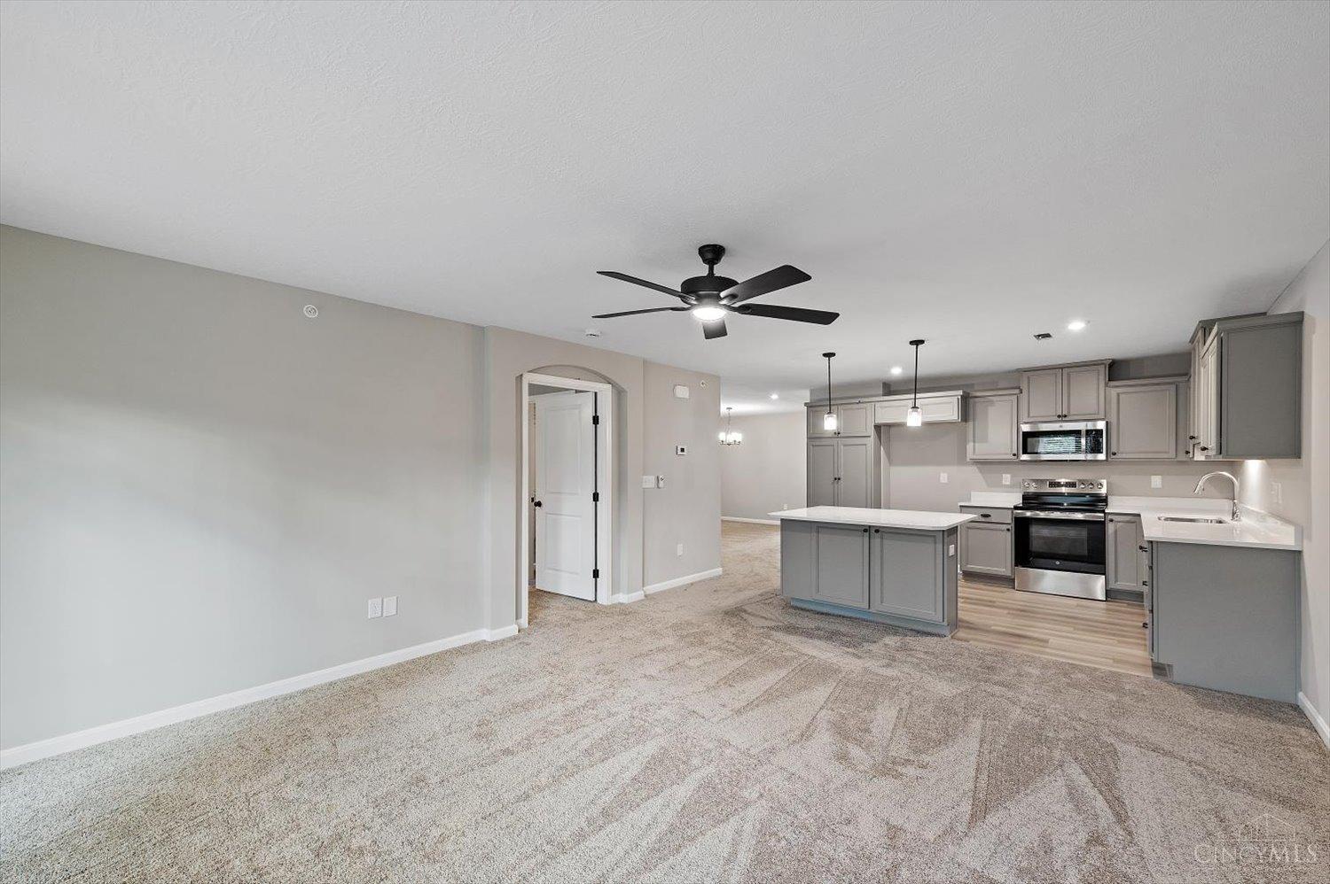 619 Tradition Ridge, Unit 80203 Cincinnati, OH 45245 - Photo 8 of 23 Gallery Image 8