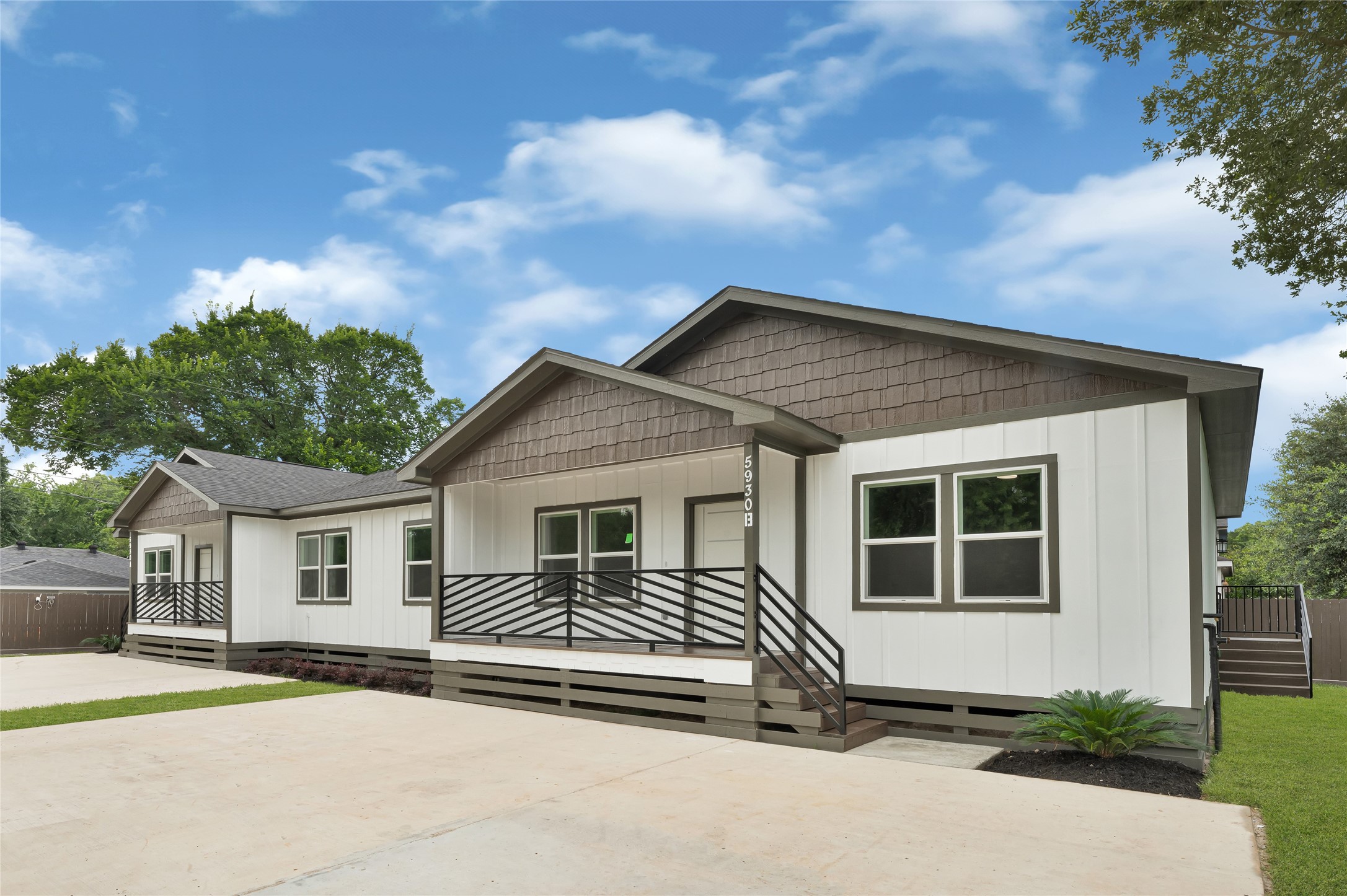 5930 Boness Road, Unit A & B Houston, TX 77396 - Photo 3 of 43 Each unit features a private parking space and gated access.