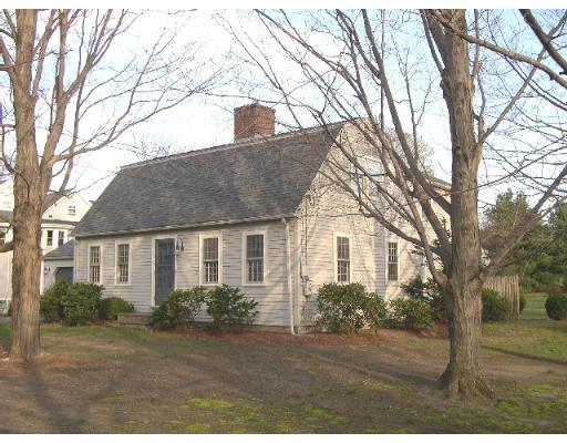 654 Boston Post Road Weston, MA 02493 - Photo 1 of 1