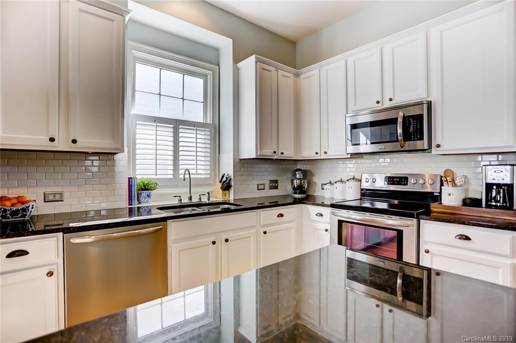 3276 Richard's Crossing Fort Mill, SC 29708 - Photo 17 of 36