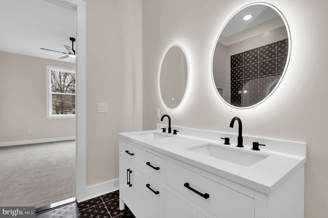 $1,099,000 | 6604 Gude Avenue, Takoma Park, MD 20912