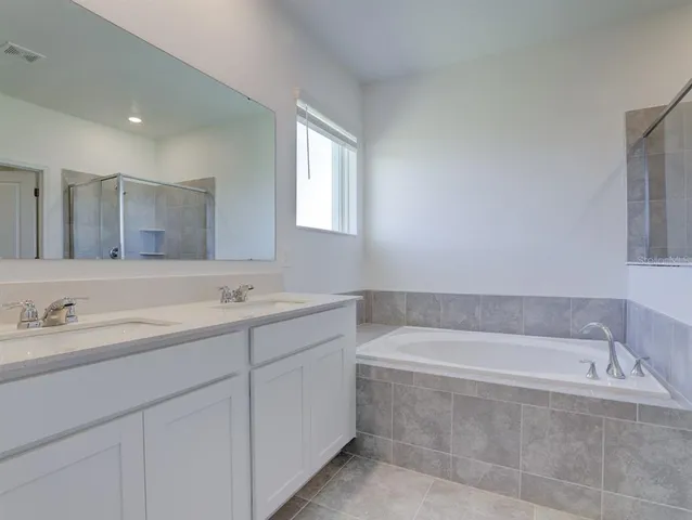 $2,200 | 158 Nine Iron Drive, Davenport, FL 33896