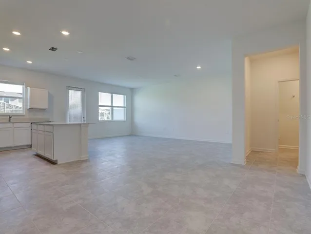 $2,200 | 158 Nine Iron Drive, Davenport, FL 33896