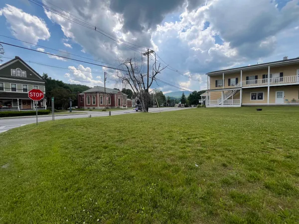 $125,000 | 83 Main Street, Ludlow, VT 05149