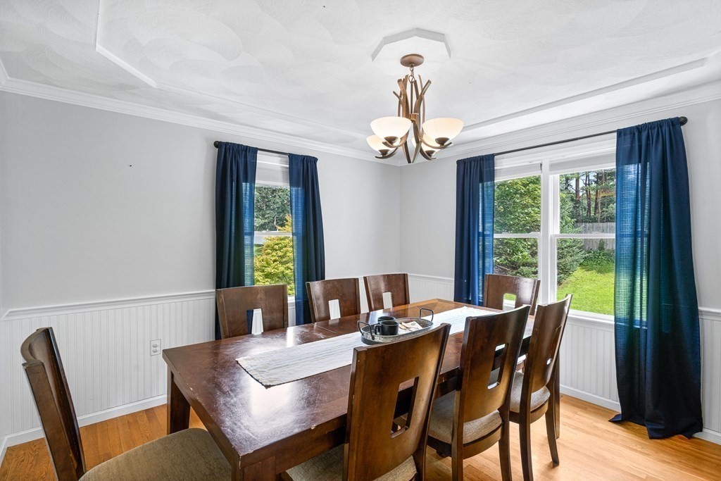 9 Noel Road Andover, MA 01810 - Photo 14 of 41 Gallery Image 14