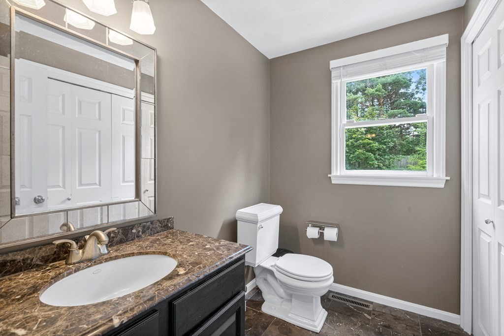 9 Noel Road Andover, MA 01810 - Photo 7 of 41 Gallery Image 7