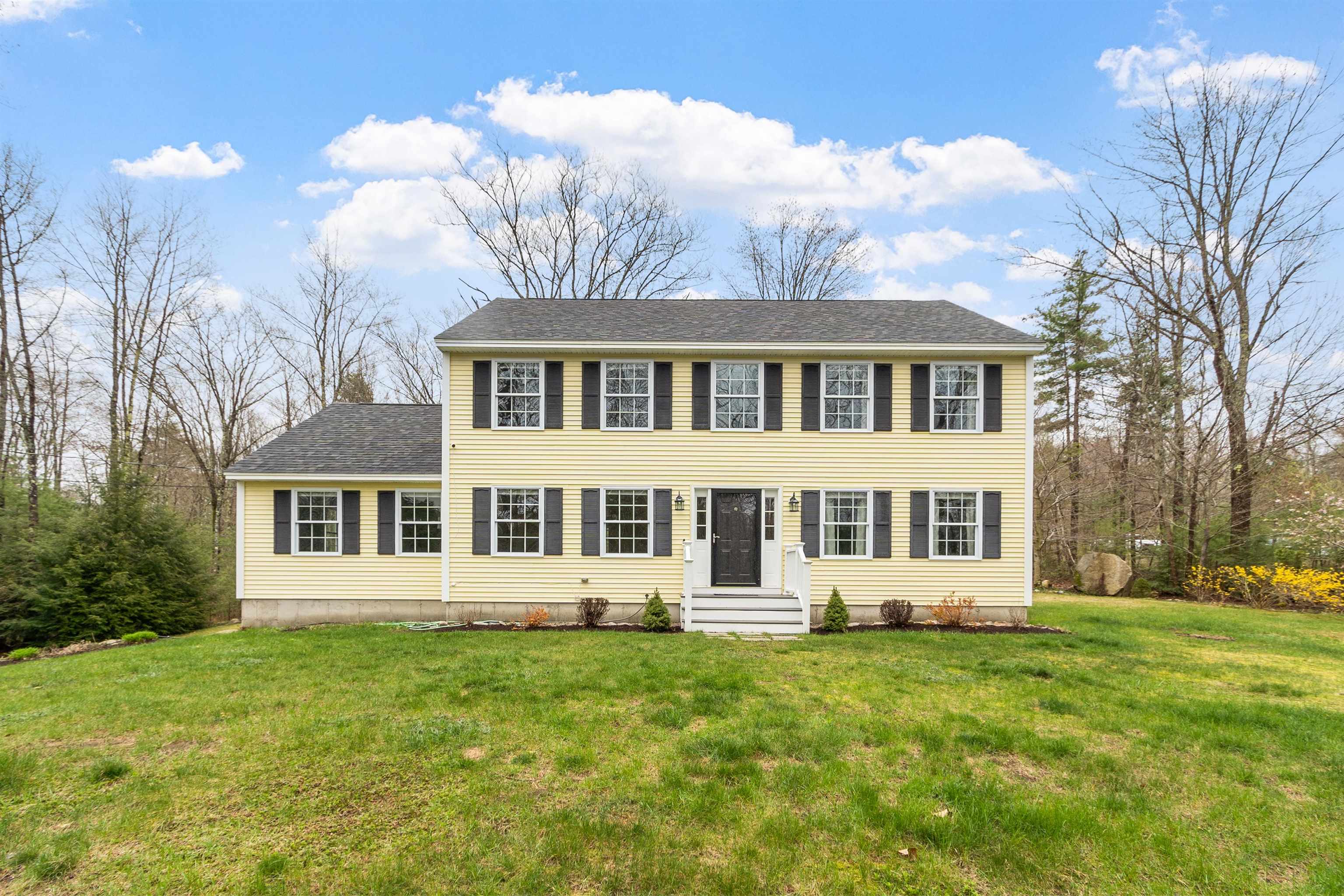 17 Higgins Road Chichester, NH 03258 - Photo 2 of 40 Gallery Image 2