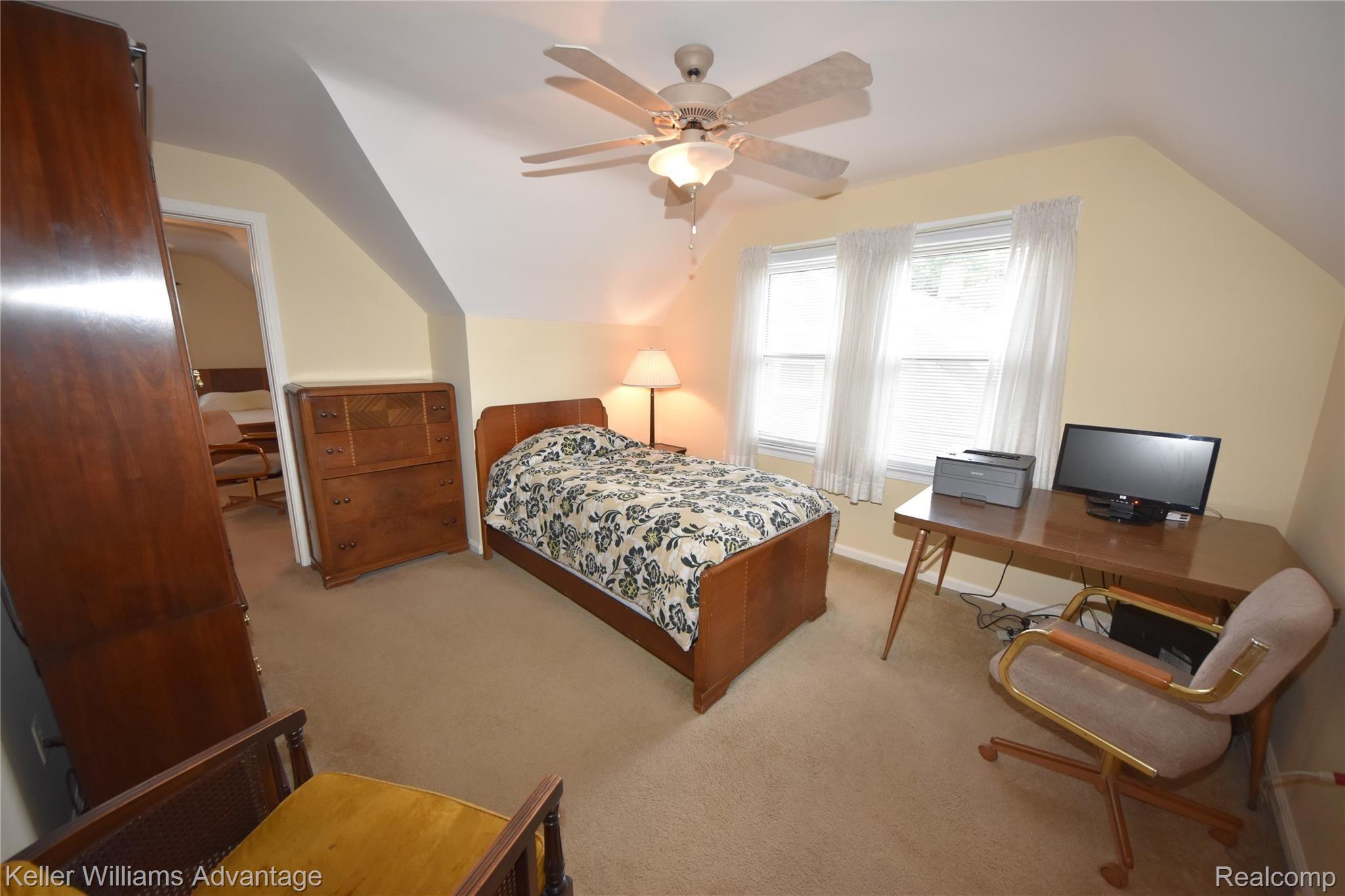 1890 Wiltshire Road Berkley, MI 48072 - Photo 26 of 34 DSC_0159.JPG