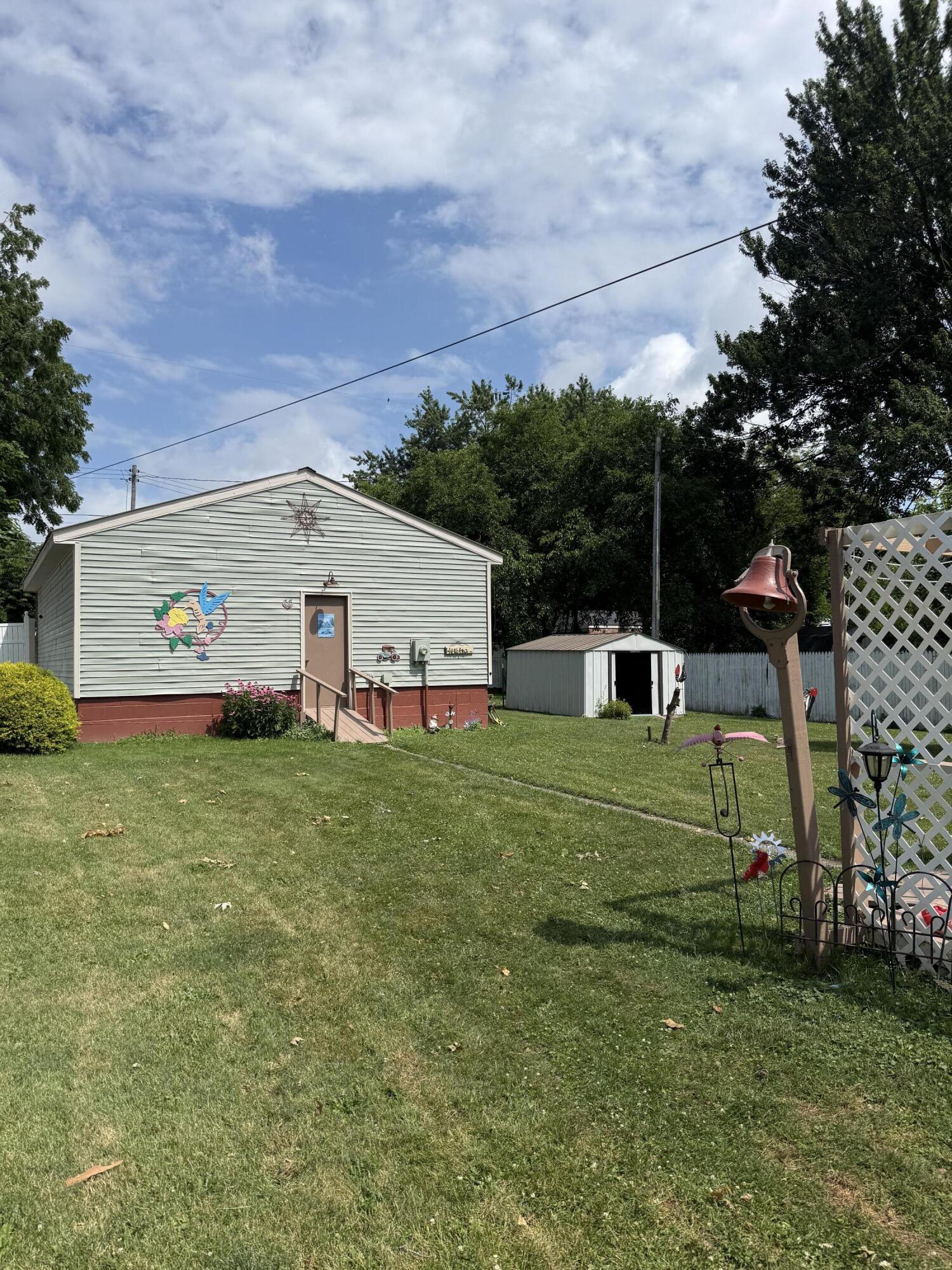 645 State Street Adrian, MI 49221 - Photo 26 of 30 IMG_5542