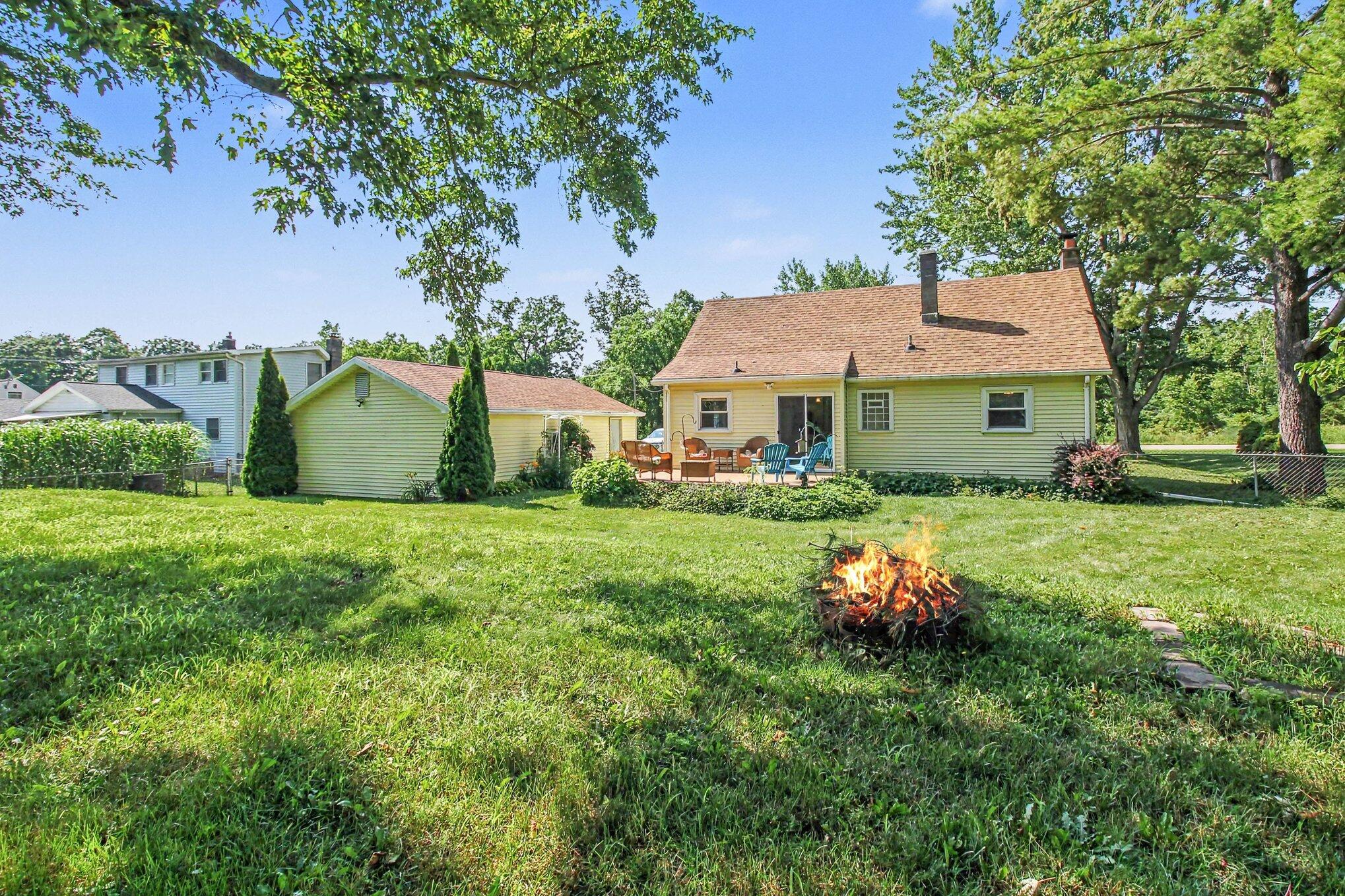 8919 Windsor Highway Dimondale, MI 48821 - Photo 20 of 28 022_file_6458