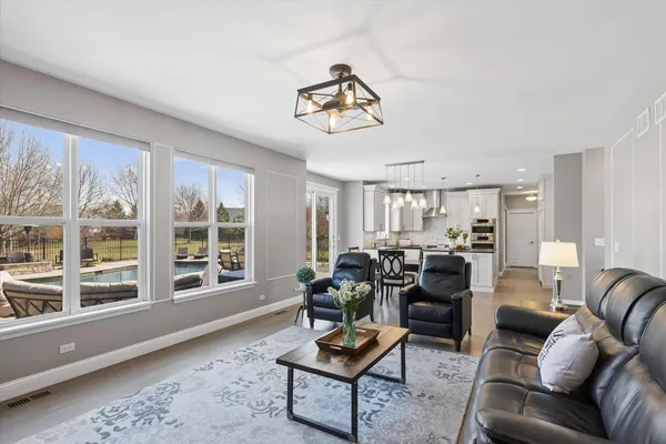 $775,000 | 1581 Grouse Way, Crystal Lake, IL 60014