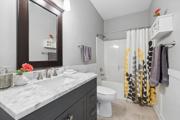 $775,000 | 1581 Grouse Way, Crystal Lake, IL 60014