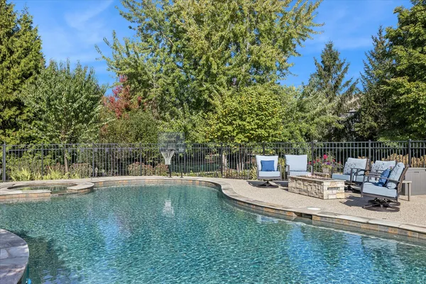 $775,000 | 1581 Grouse Way, Crystal Lake, IL 60014