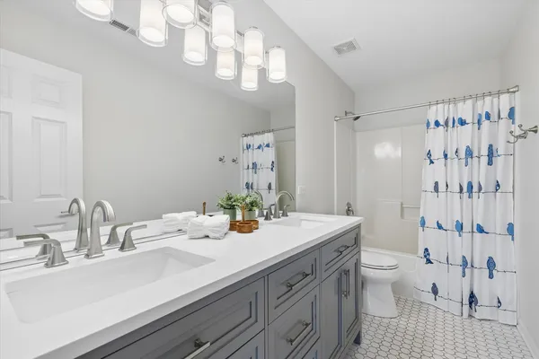 $775,000 | 1581 Grouse Way, Crystal Lake, IL 60014