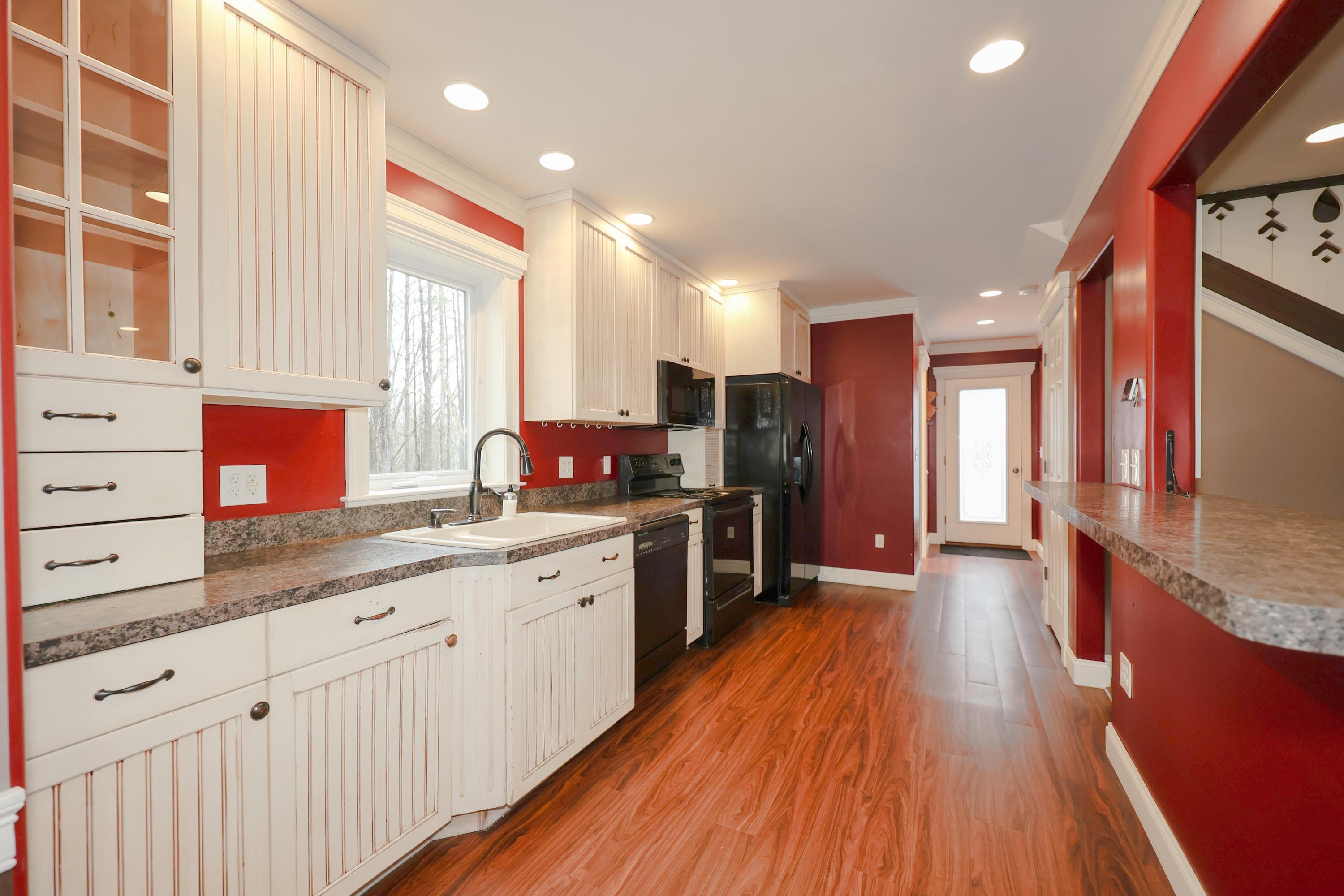 8 Blackman Road Chichester, NH 03258 - Photo 14 of 39