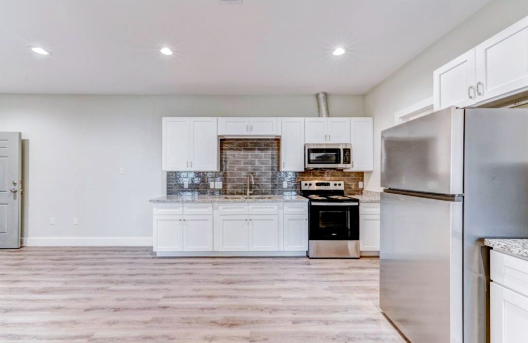 2906 Berry Road, Unit 2 Houston, TX 77093 - Photo 6 of 12 Gallery Image 6