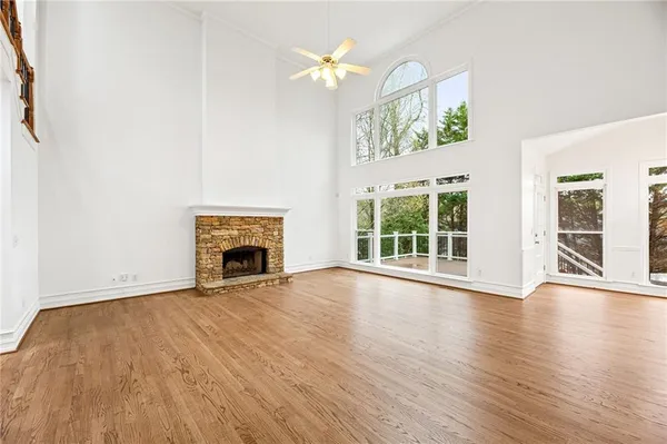 $3,950 | 1158 Queensgate Drive Southeast, Smyrna, GA 30082