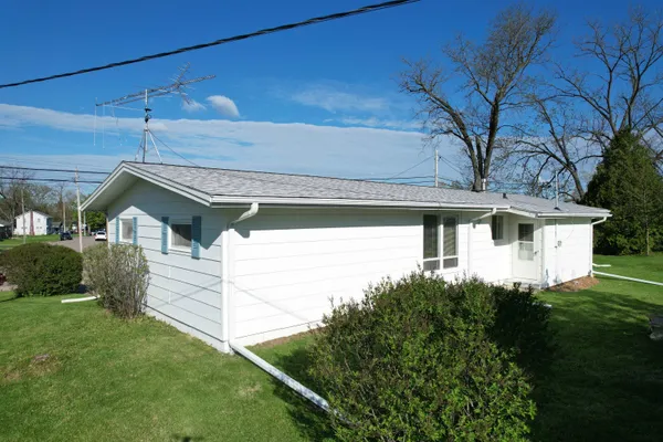 $219,900 | 725 Lancaster Street, Platteville, WI 53818