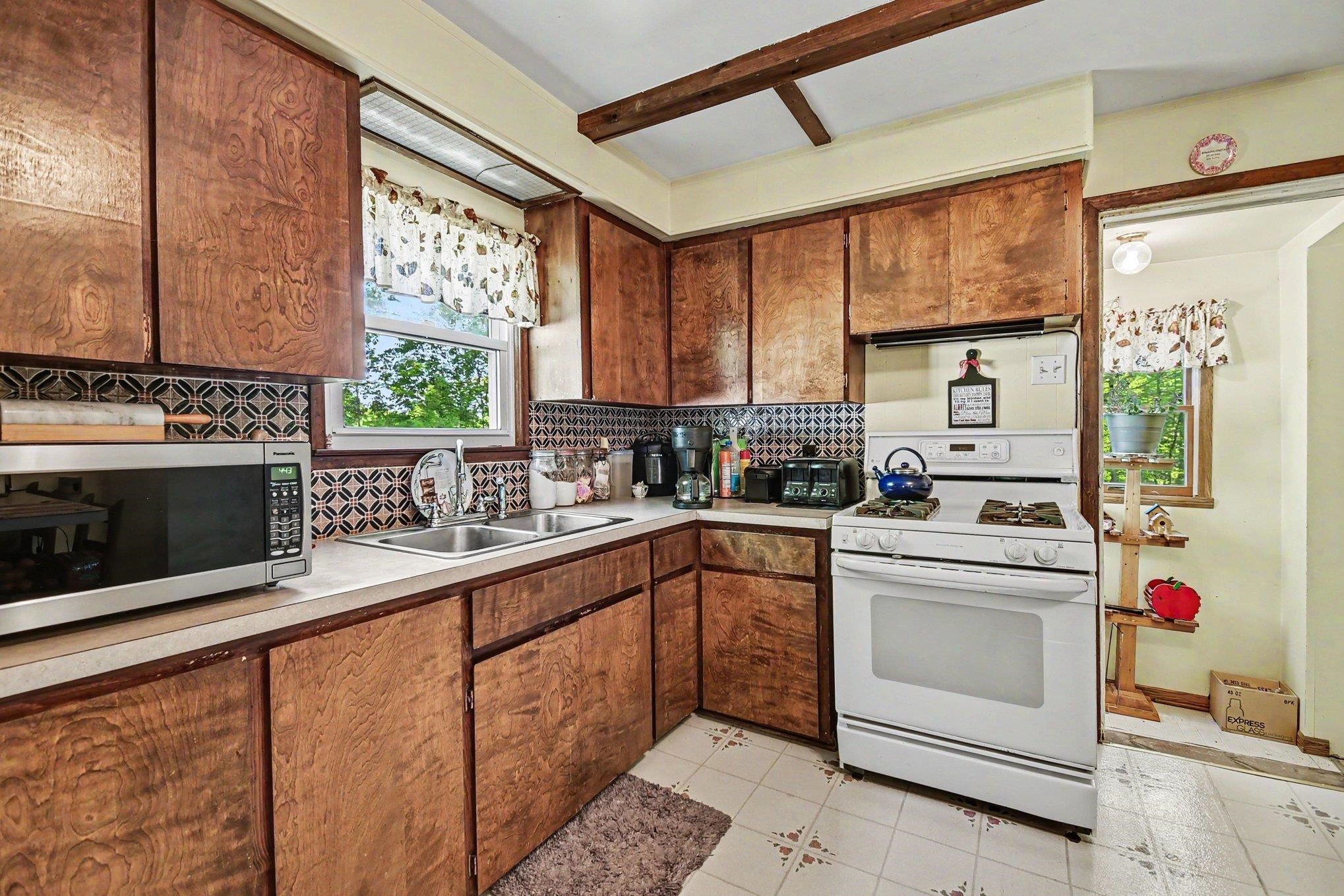 5554 Dease Lake Road Hale, MI 48739 - Photo 18 of 29