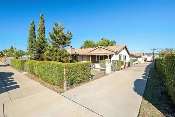 $1,249,000 | 1186 East Lexington Avenue, El Cajon, CA 92019