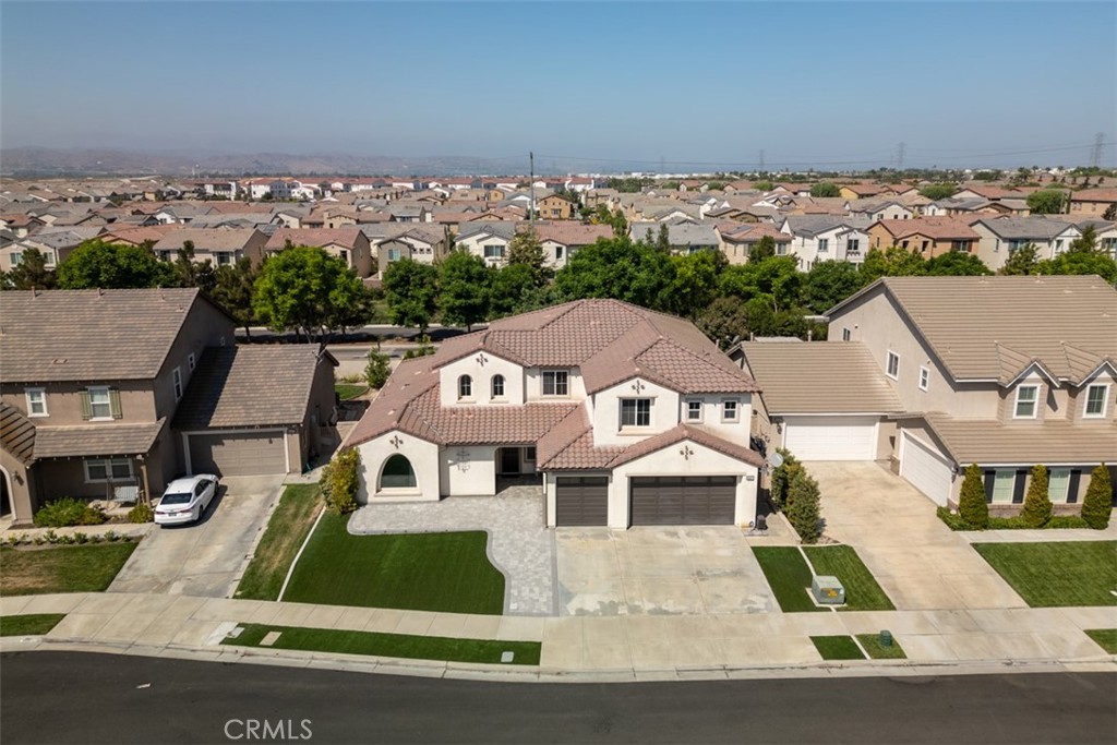 14977 Brooktree Street Eastvale, CA 92880 - Photo 25 of 34 an aerial view of a house