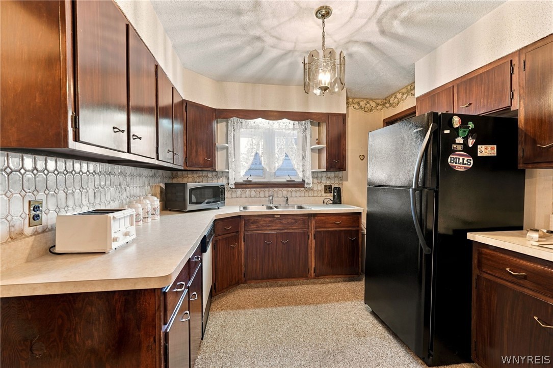 127 Abbott Road Buffalo, NY 14220 - Photo 5 of 36 Gallery Image 5