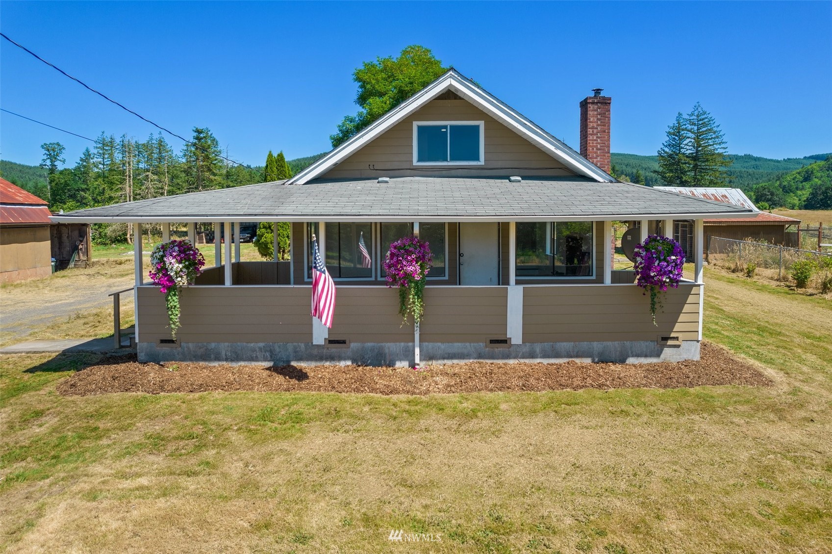 247 Lake Creek Road Chehalis, WA 98532 - Photo 2 of 32