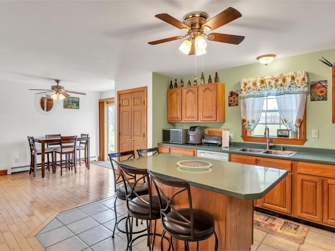 4621 Town Line Road Bridport, VT 05734 - Photo 6 of 40