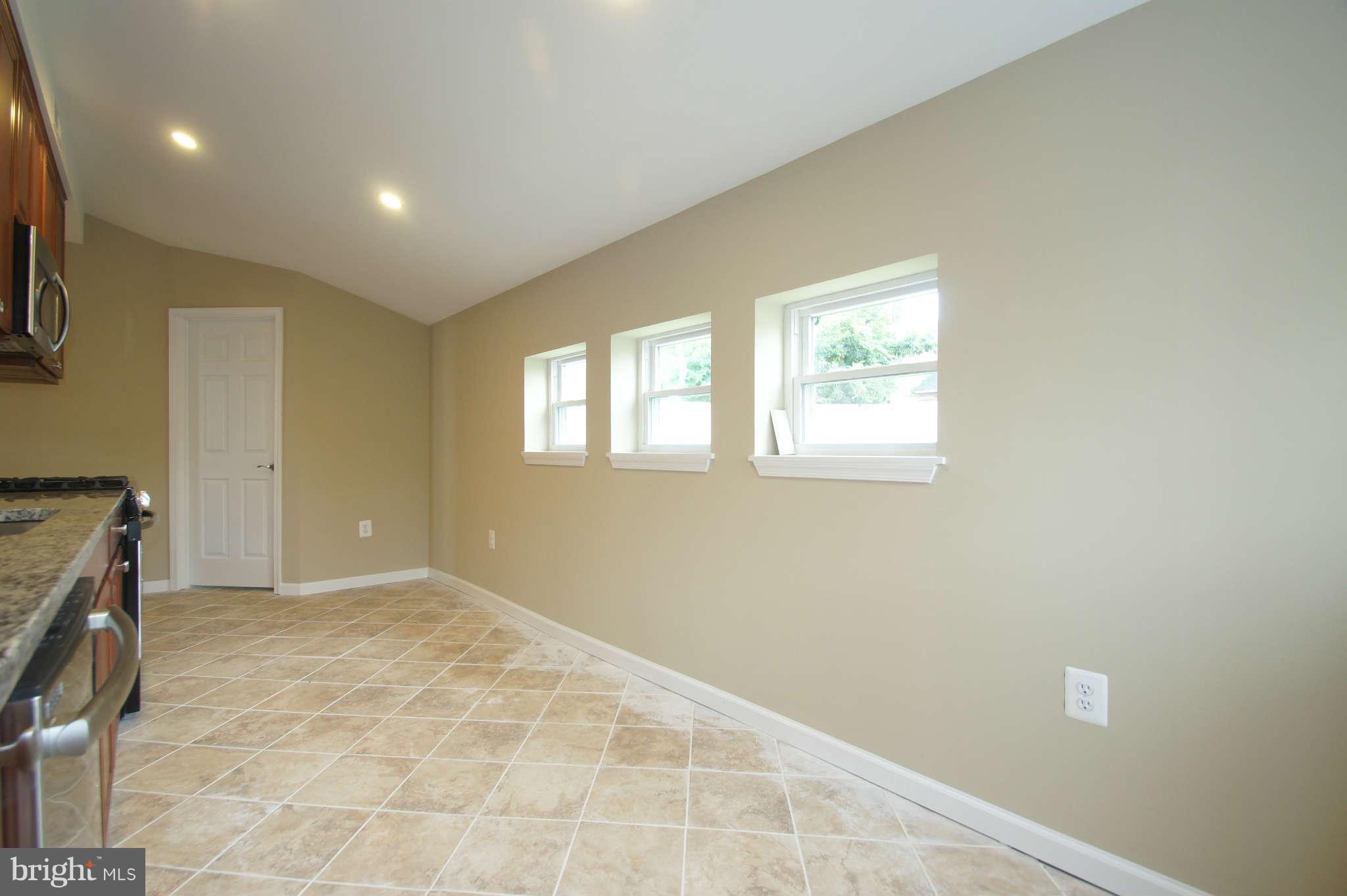 1721 Brookview Road Baltimore, MD 21222 - Photo 23 of 30 Kitchen