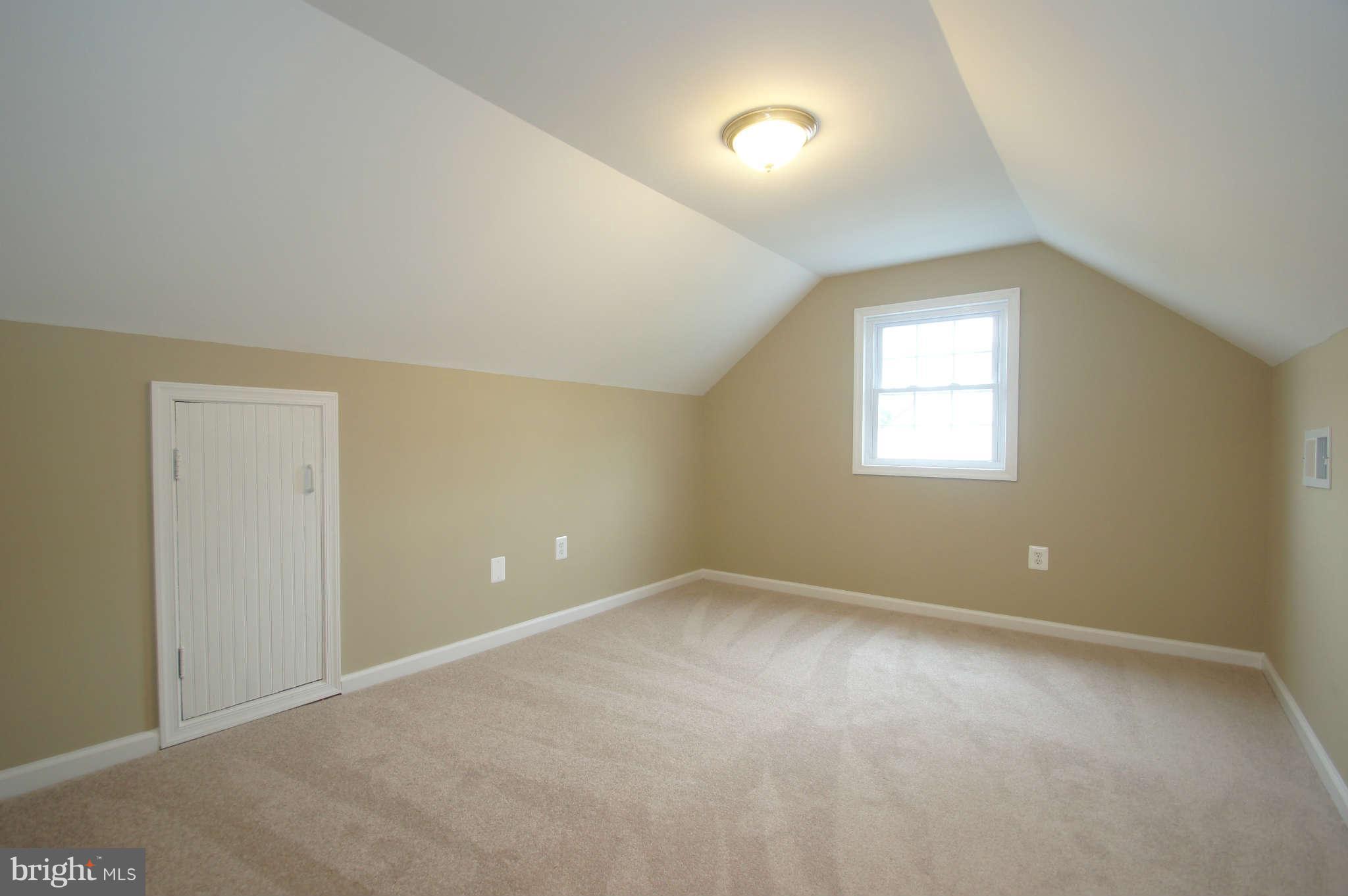1721 Brookview Road Baltimore, MD 21222 - Photo 8 of 30 Bedroom Master